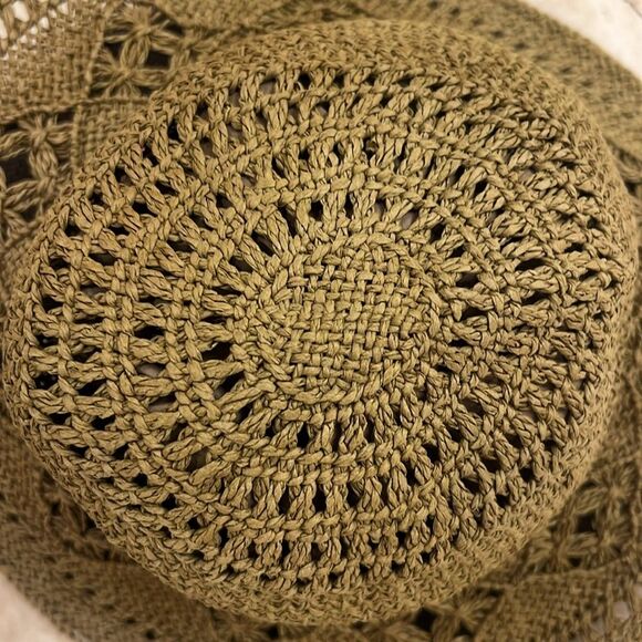 O'Neill Tan Woven Ribboned Floppy Beach Straw Hat - Picture 5 of 5